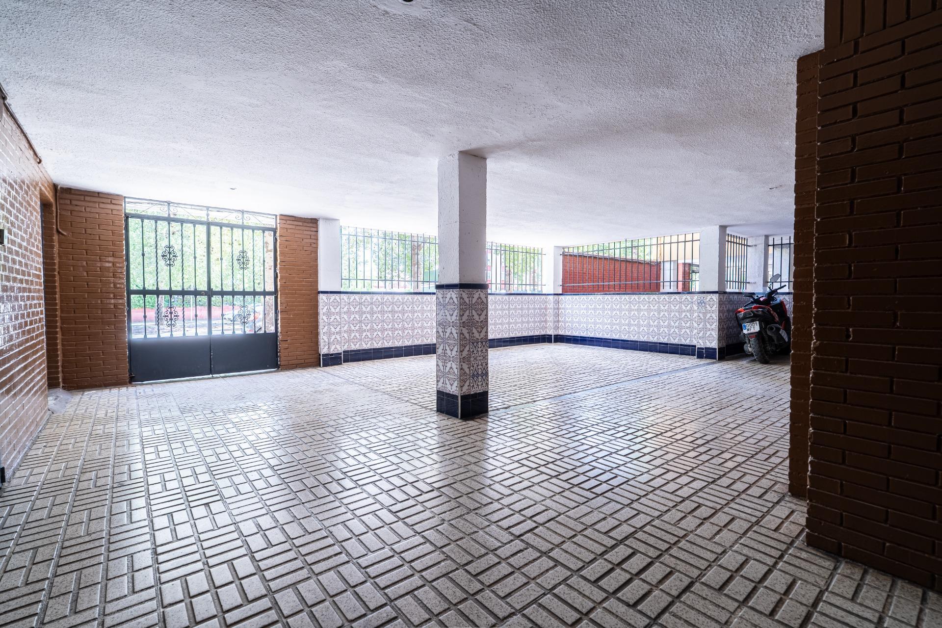 Piso en venta en Calle Victoria Domínguez Cerrato, Sevilla