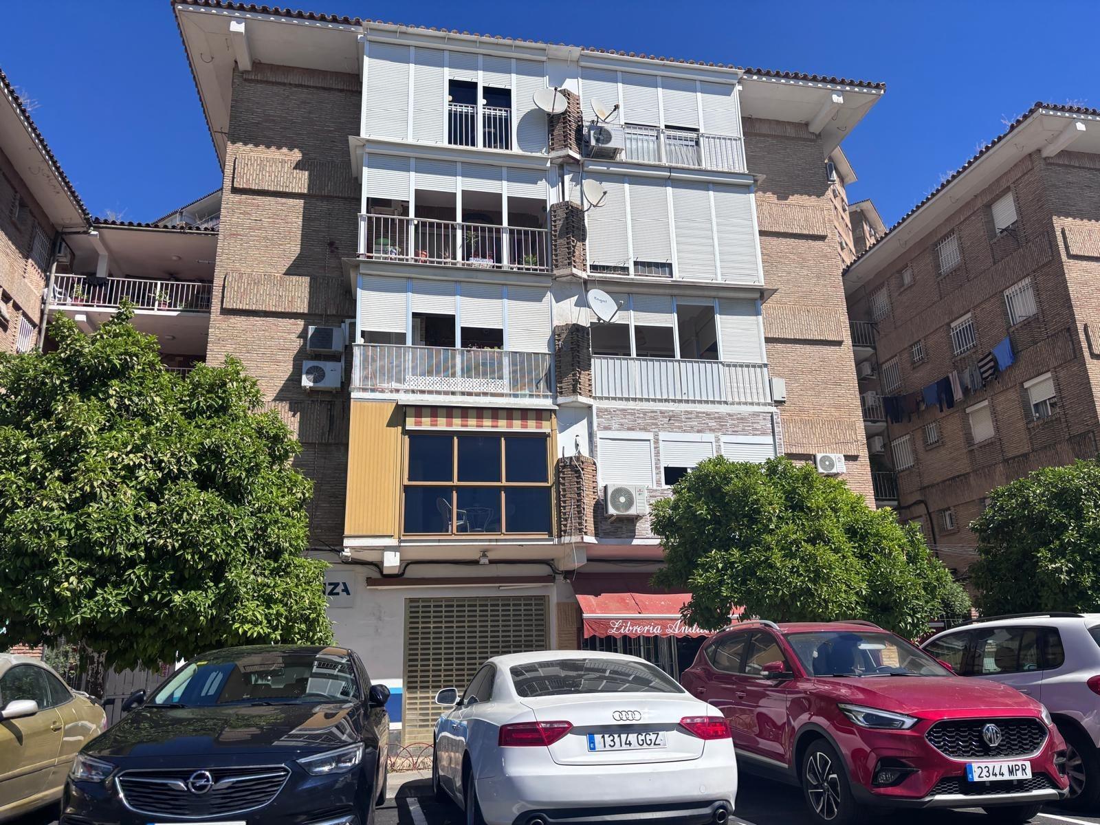 PISO EN VENTA EN CIUDAD ALJARAFE