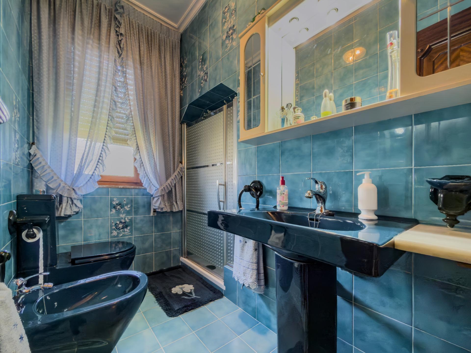 CHALET CON DOS VIVIENDAS Y GRAN PARCELA EN HINOJEDO, SUANCES