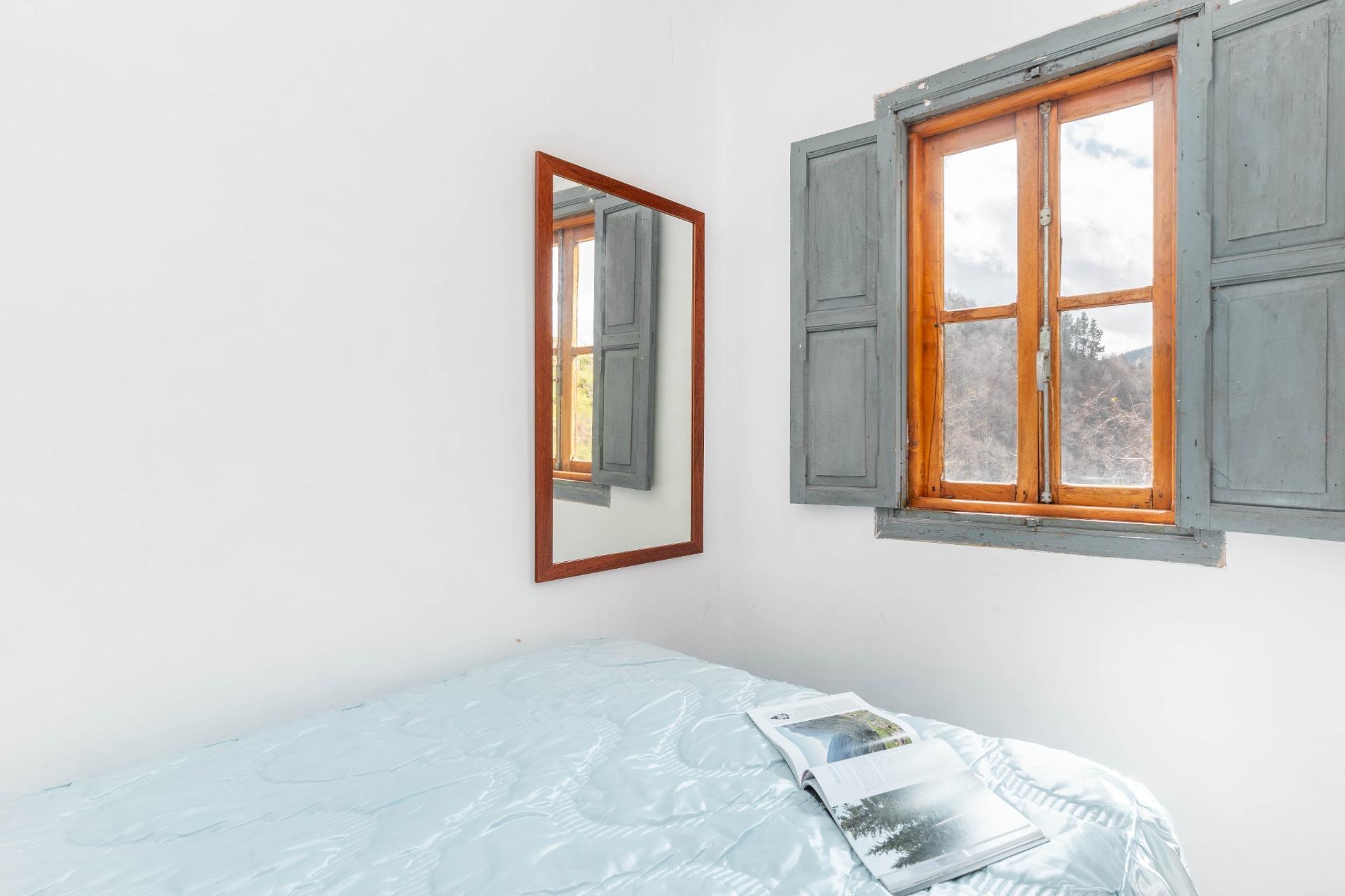 CASA CON TERRENO EN VENTA EN CLAVILLAS (SOMIEDO)