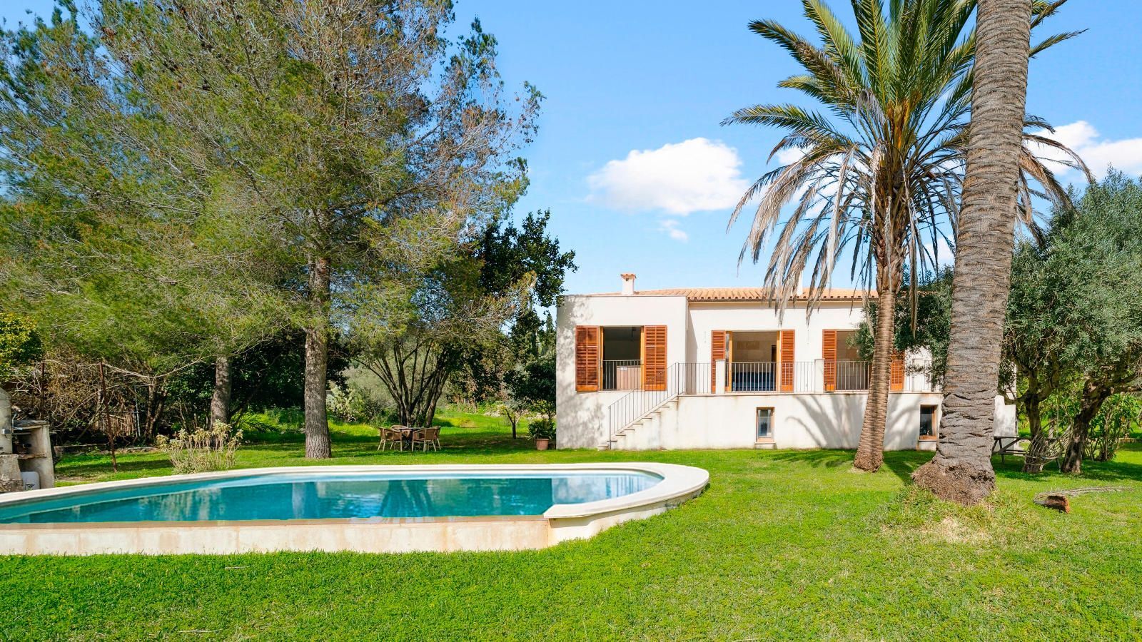 Finca en Pollença con ETV y piscina en terreno de 4.400 m2