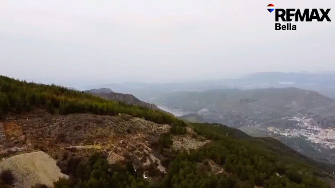 Parcelle in GUEJAR SIERRA