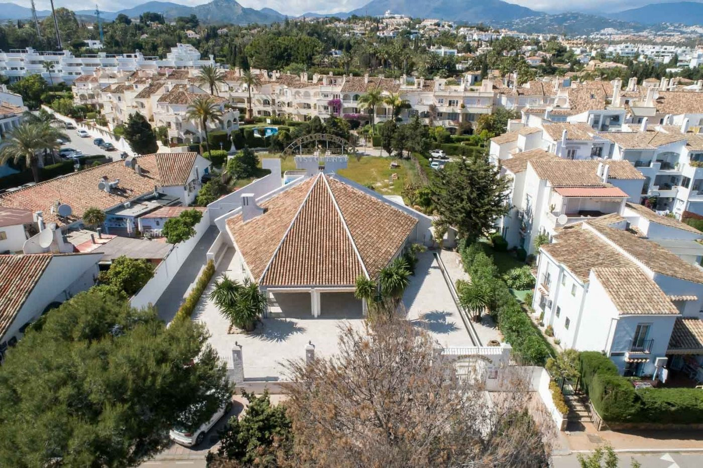 Locaux commerciaux in ESTEPONA