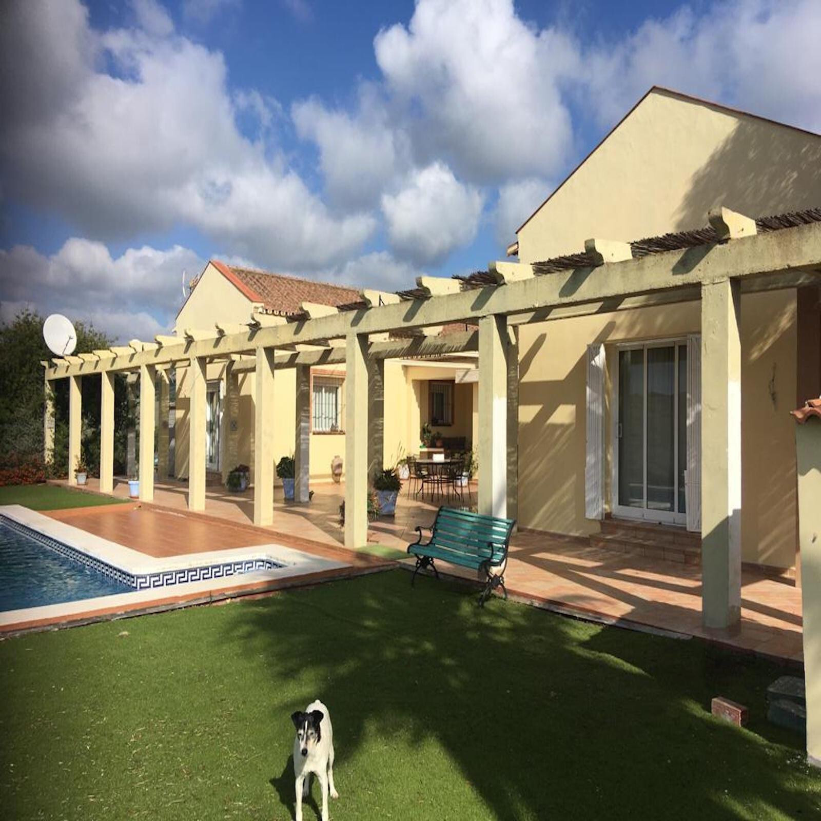 Villa in SAN MARTIN DEL TESORILLO