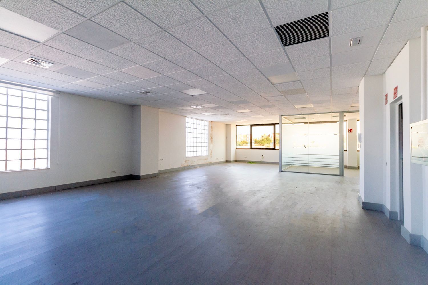 Edificios-Venta-Madrid-1398859-Foto-11