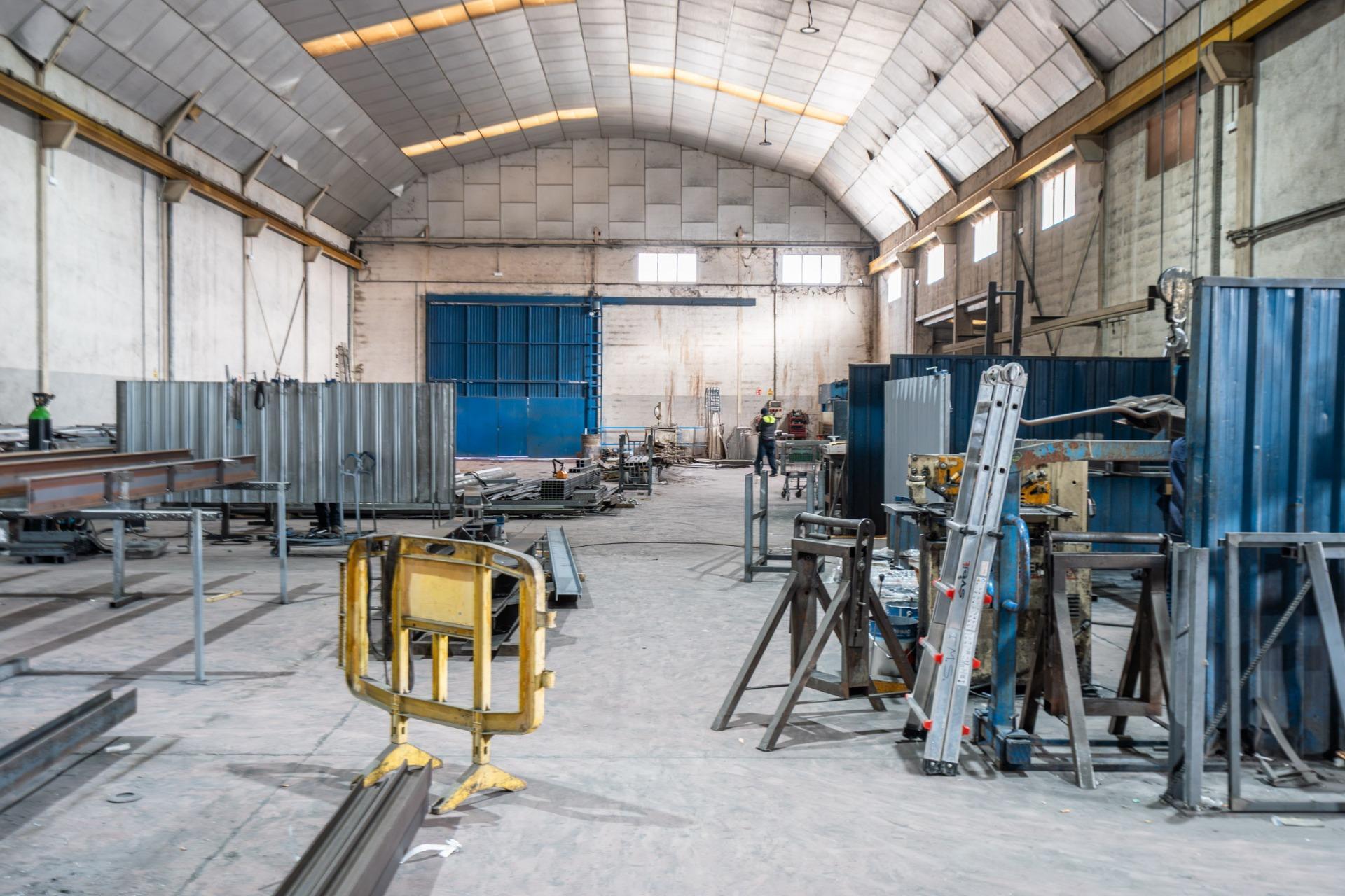 Naves-Venta-GriÃ±Ã³n-2091308-Foto-30