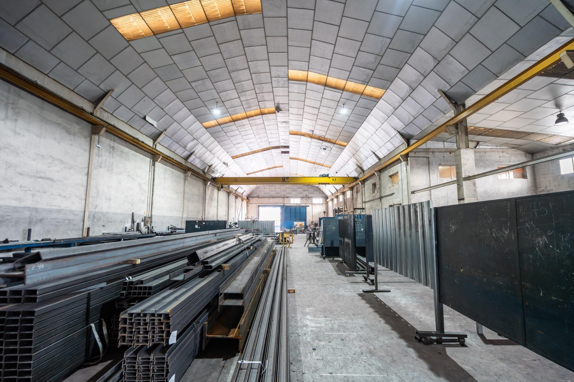 Naves-Venta-GriÃ±Ã³n-2091308-Foto-41