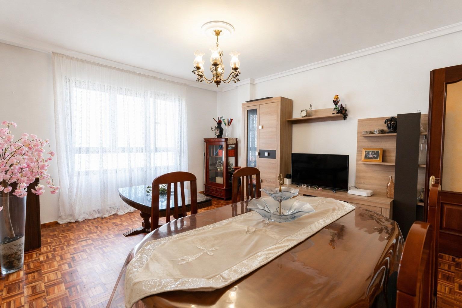 Apartment in Siero