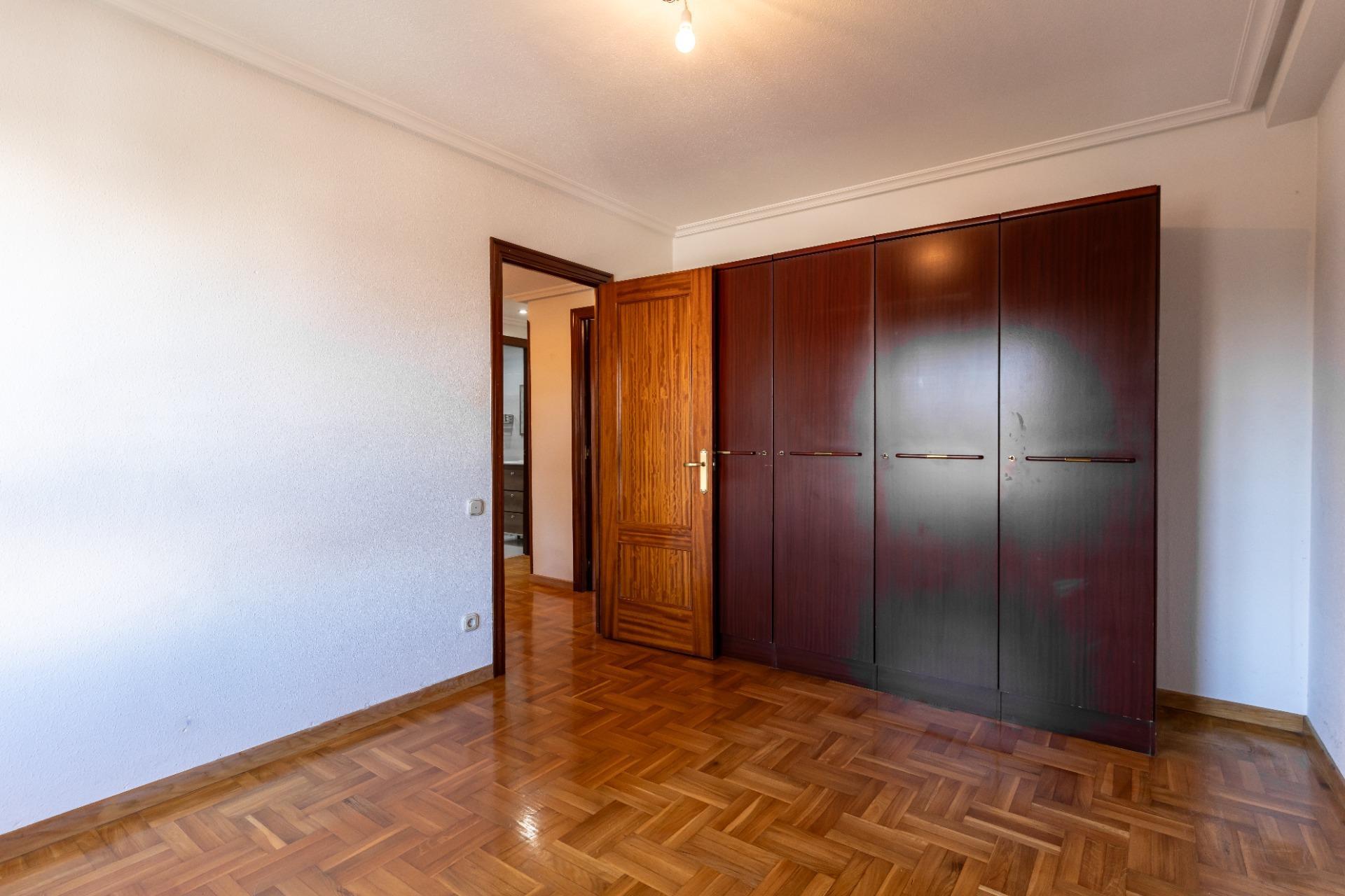 Pisos-Venta-Oviedo-2152830-Foto-20