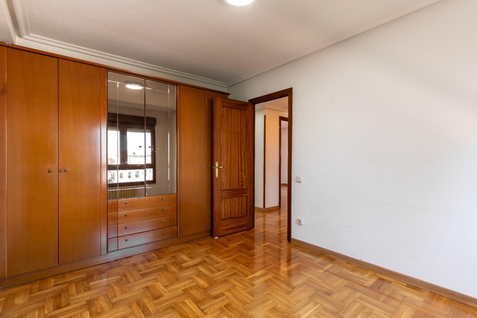 Pisos-Venta-Oviedo-2152830-Foto-25