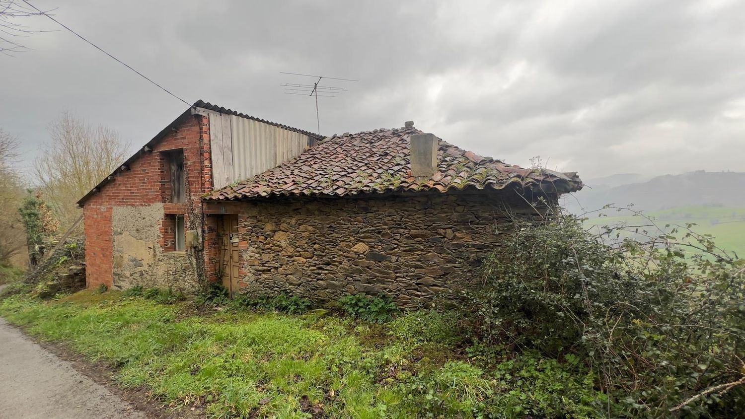 Villa in Tineo