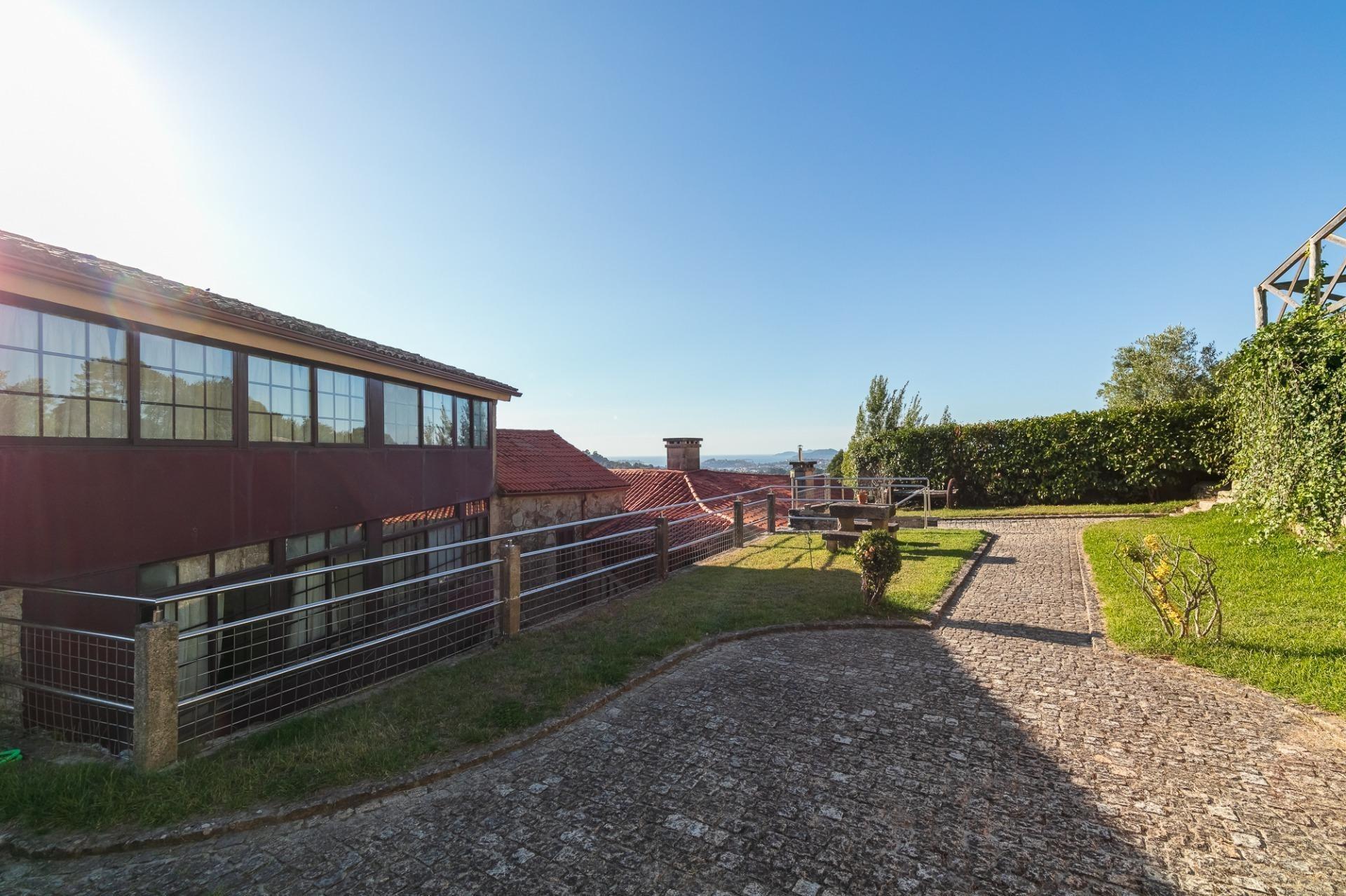 Casa en alquiler/venta  Gondomar, Pontevedra  5/44