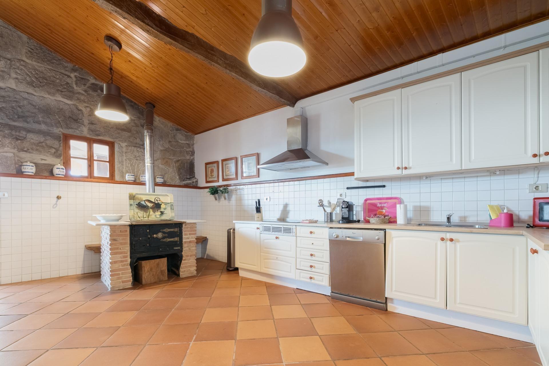 Casa en alquiler/venta  Gondomar, Pontevedra  11/44