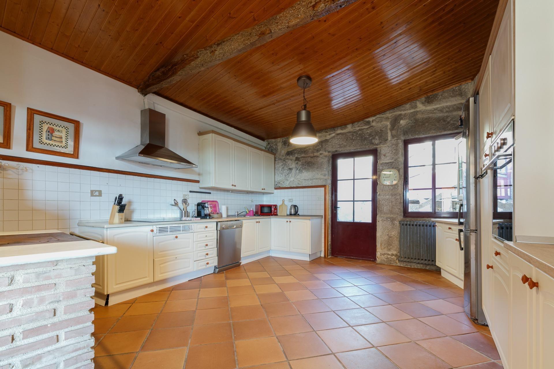 Casa en alquiler/venta  Gondomar, Pontevedra  13/44