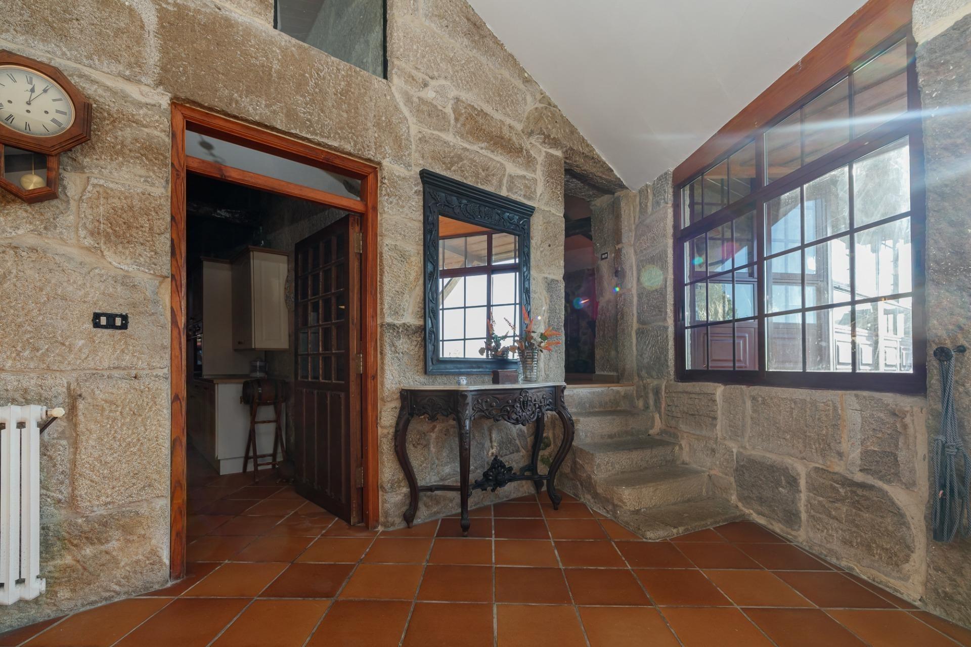Casa en alquiler/venta  Gondomar, Pontevedra  16/44
