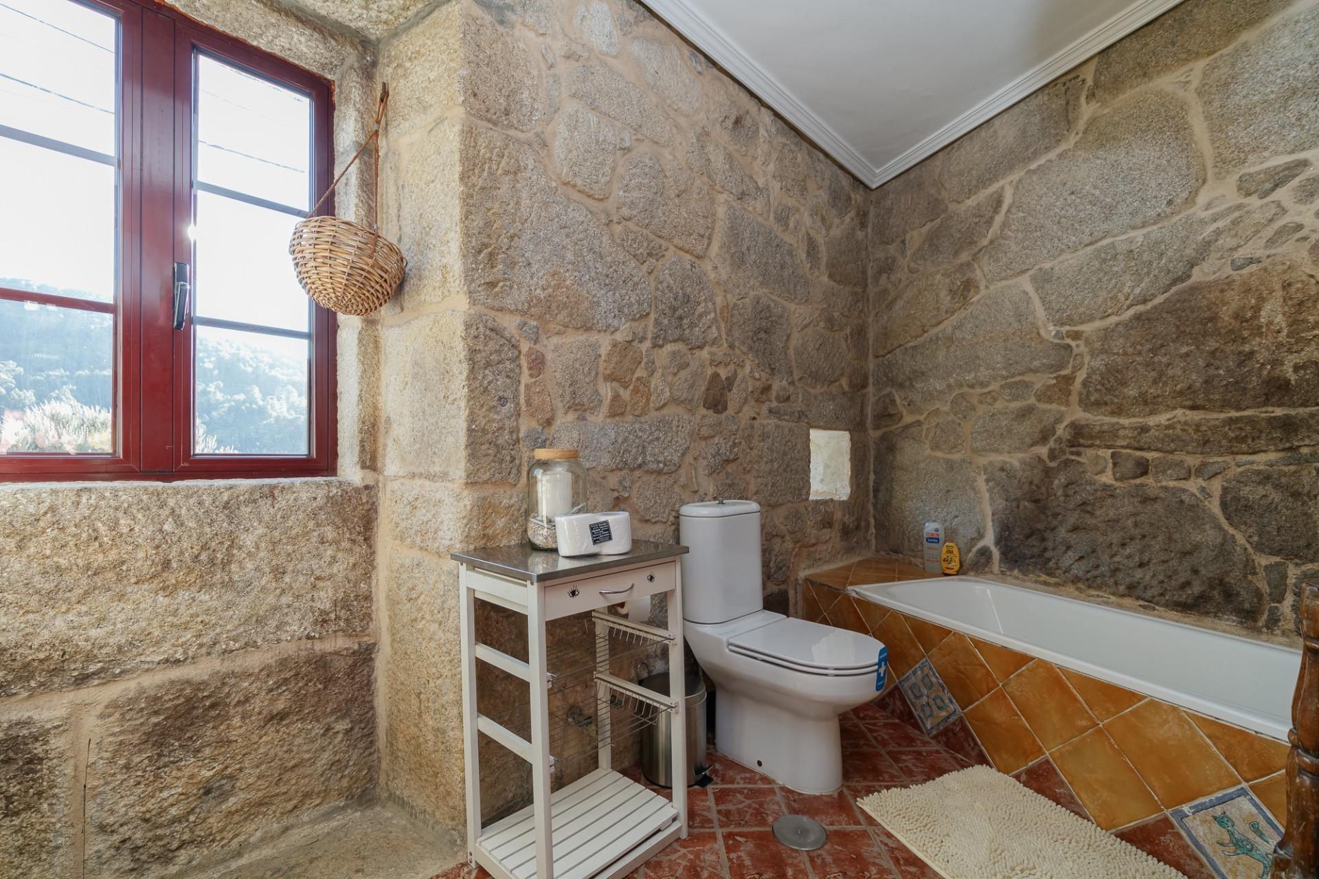 Casa en alquiler/venta  Gondomar, Pontevedra  25/44