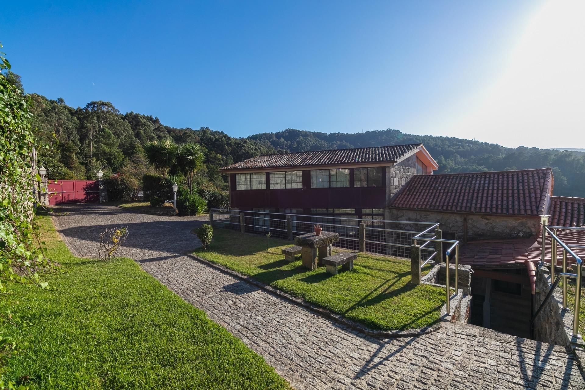 Casa en alquiler/venta  Gondomar, Pontevedra  40/44