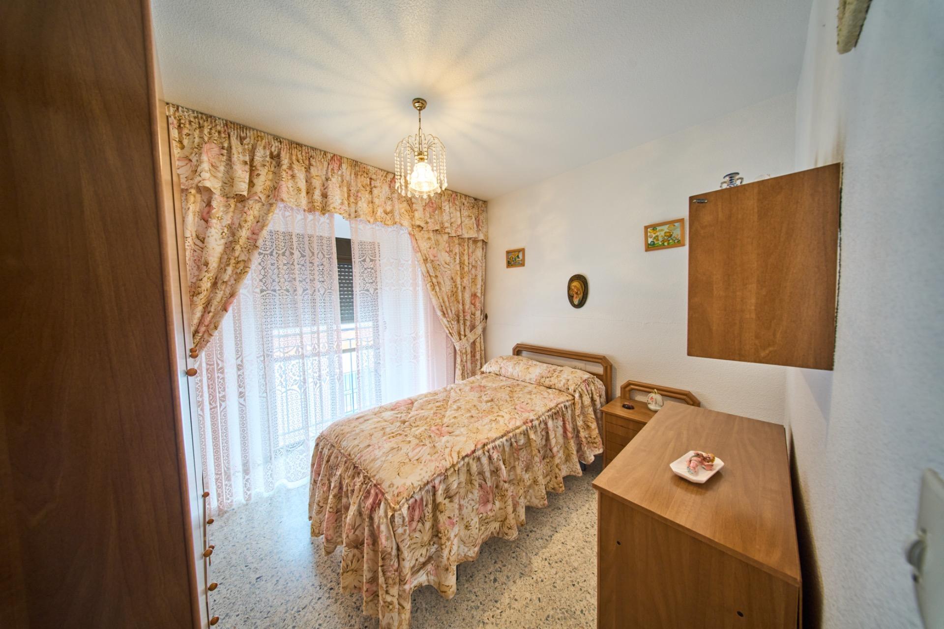 Casa en venta  calle REAL AG TOZAR, 24, Moclin  11/70