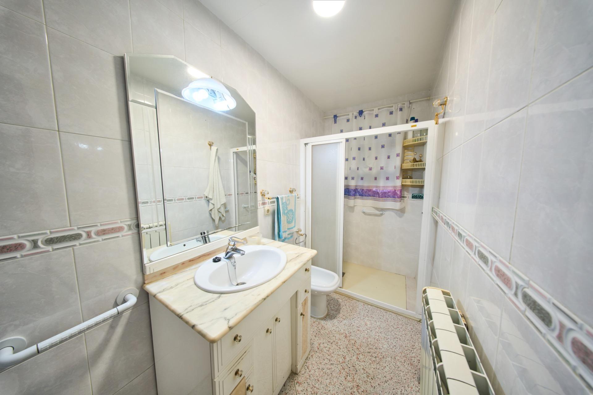 Casa en venta  calle REAL AG TOZAR, 24, Moclin  23/70