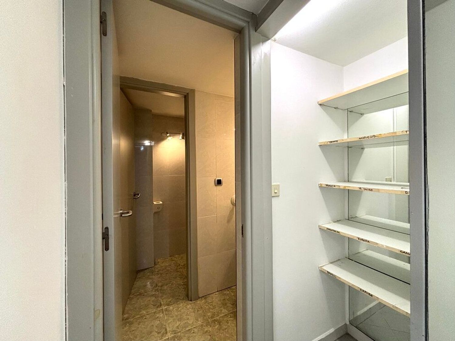 Piso en alquiler  A Coruña  18/29