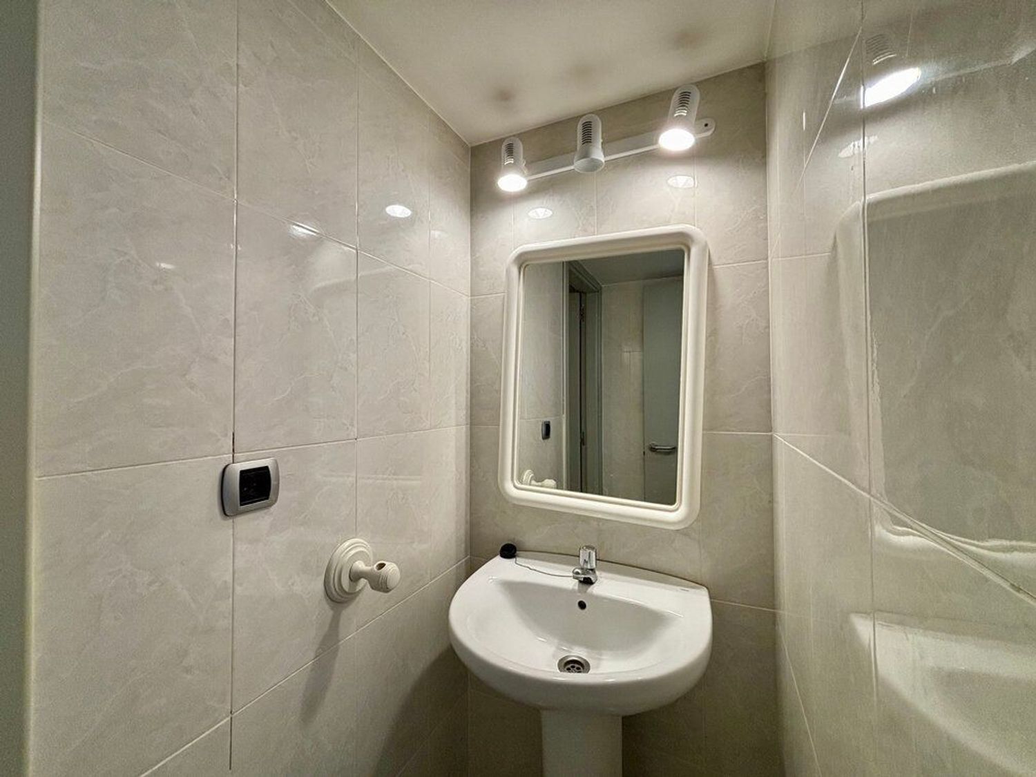 Piso en alquiler  A Coruña  20/29