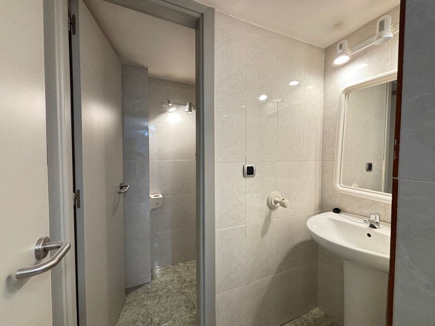 Piso en alquiler  A Coruña  22/29