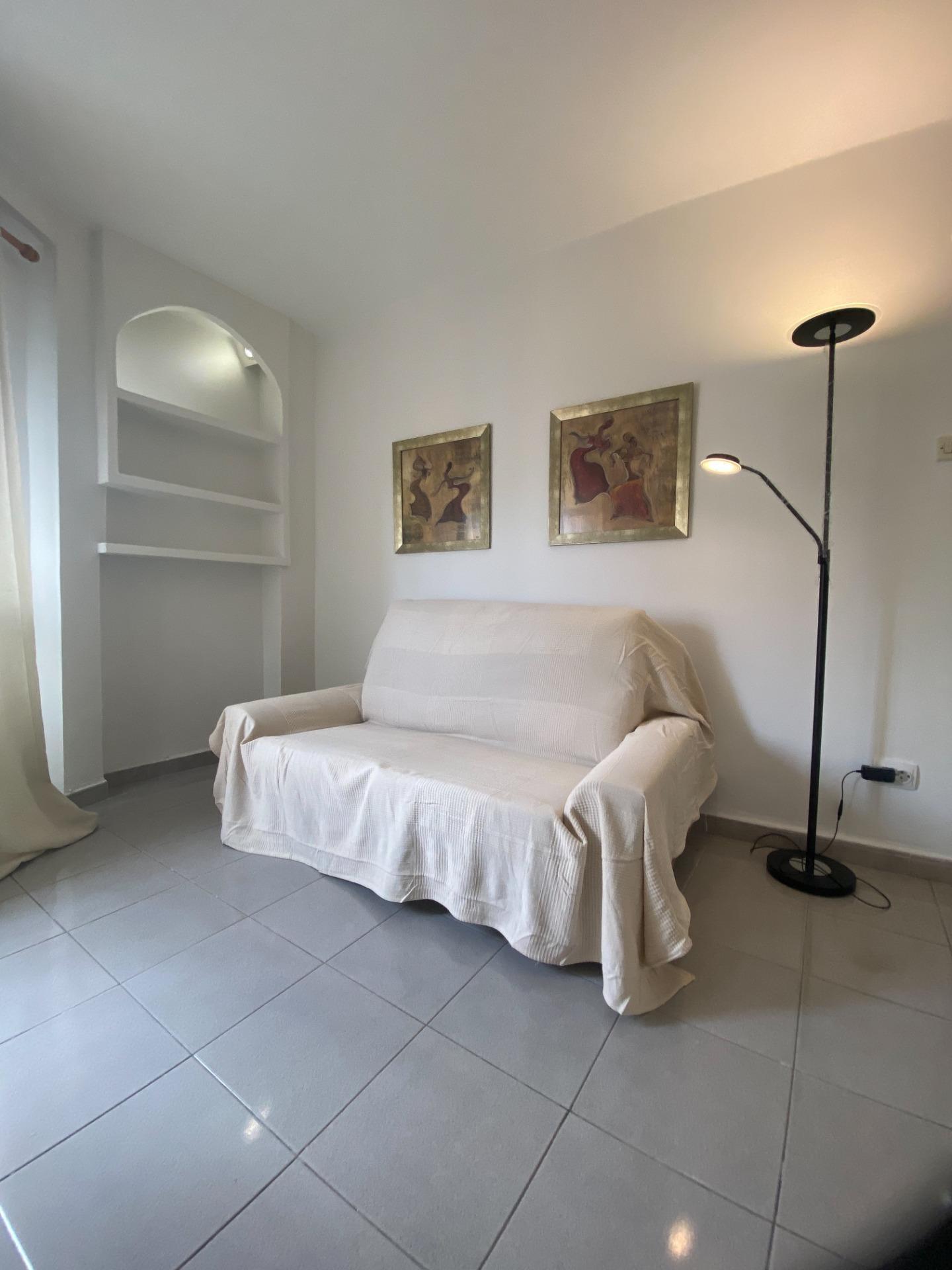 Piso en alquiler  calle de Lugo, Zaragoza  4/29