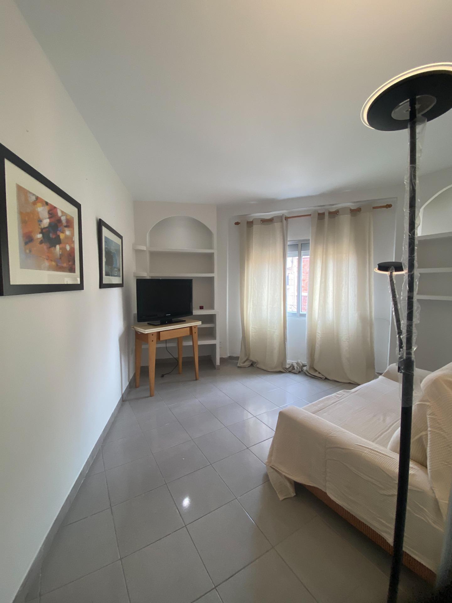 Piso en alquiler  calle de Lugo, Zaragoza  8/29