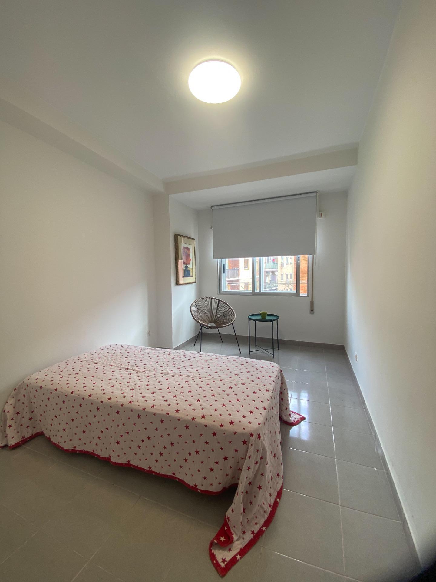 Piso en alquiler  calle de Lugo, Zaragoza  9/29