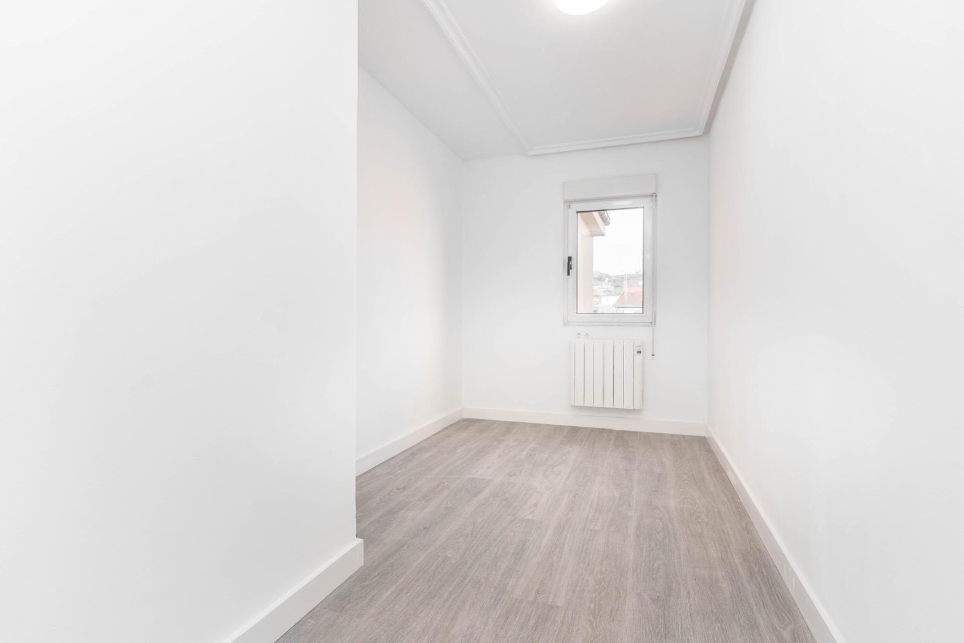 Apartment in Langreo