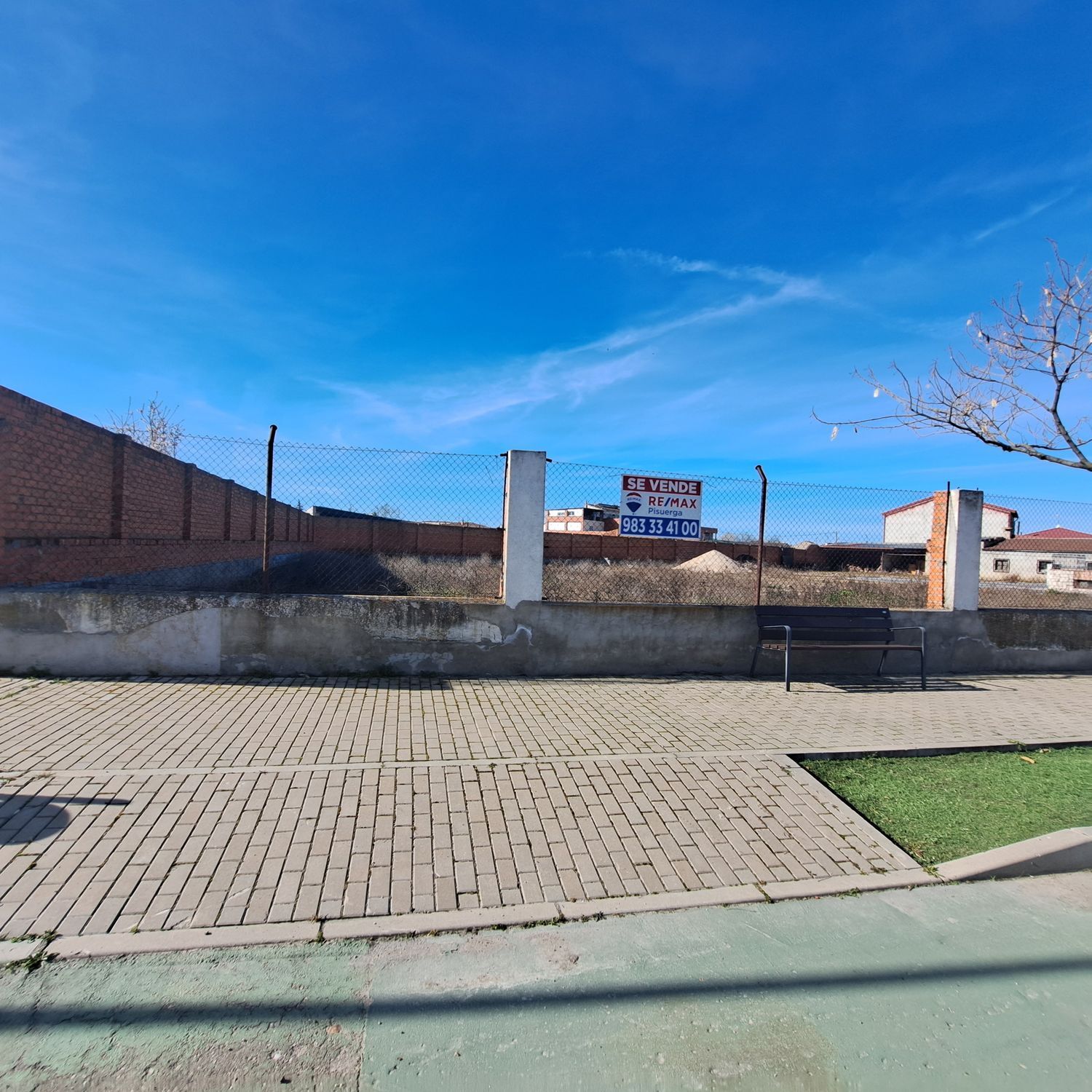 Plot in Olmedo