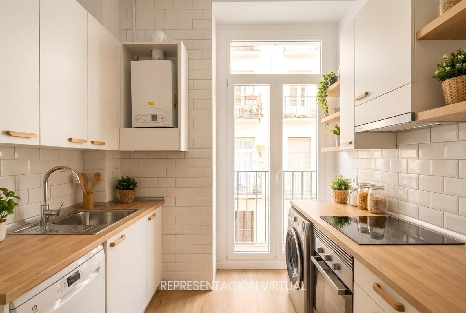Piso en venta en calle Olmo, Madrid 3/33