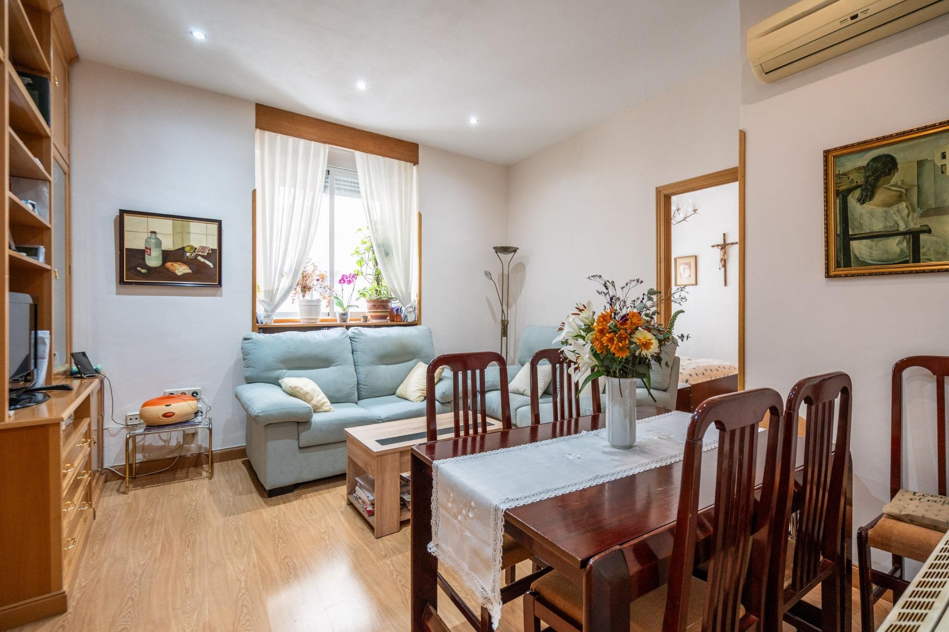 Piso en venta en calle Olmo, Madrid 4/33