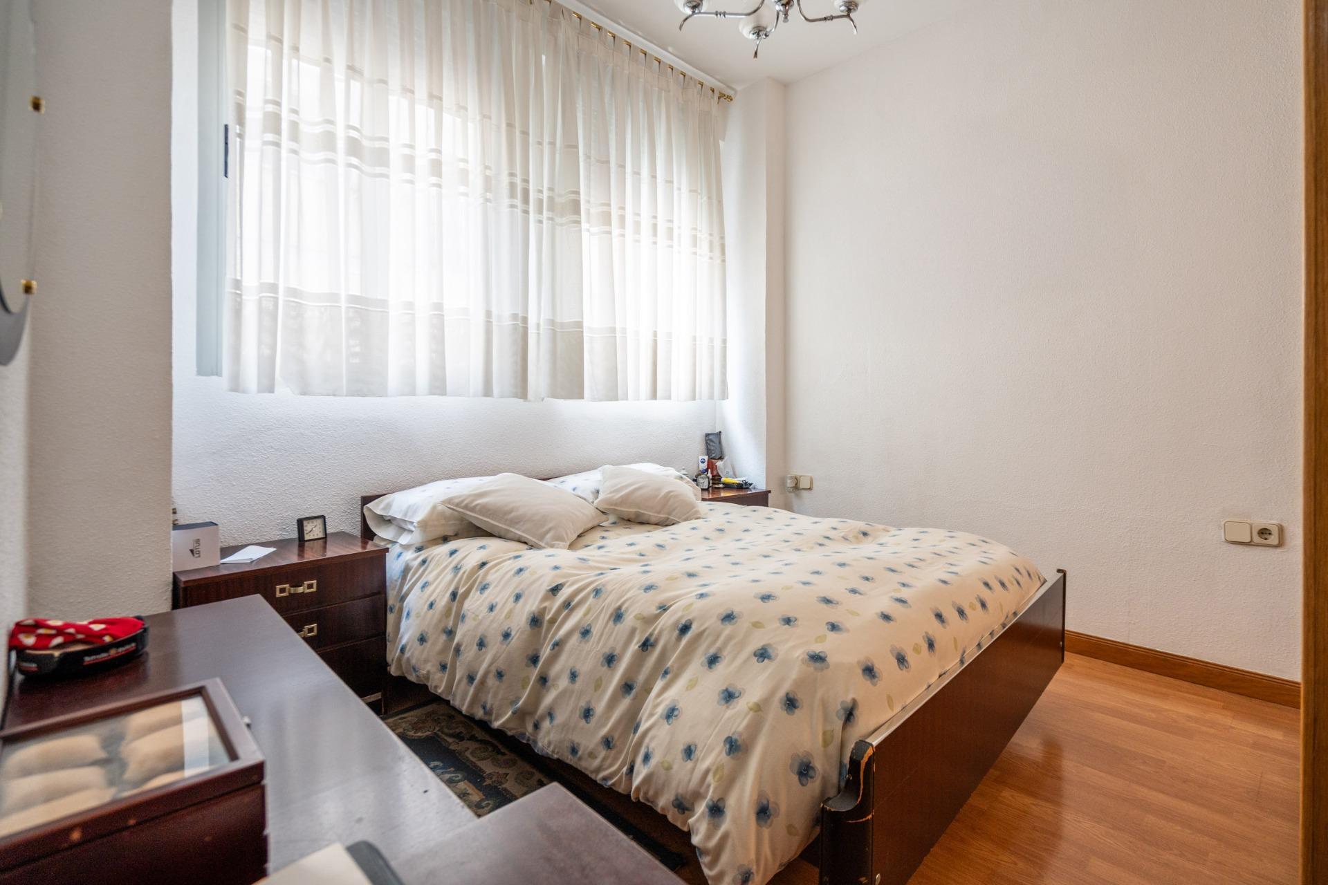 Piso en venta en calle Olmo, Madrid 8/33