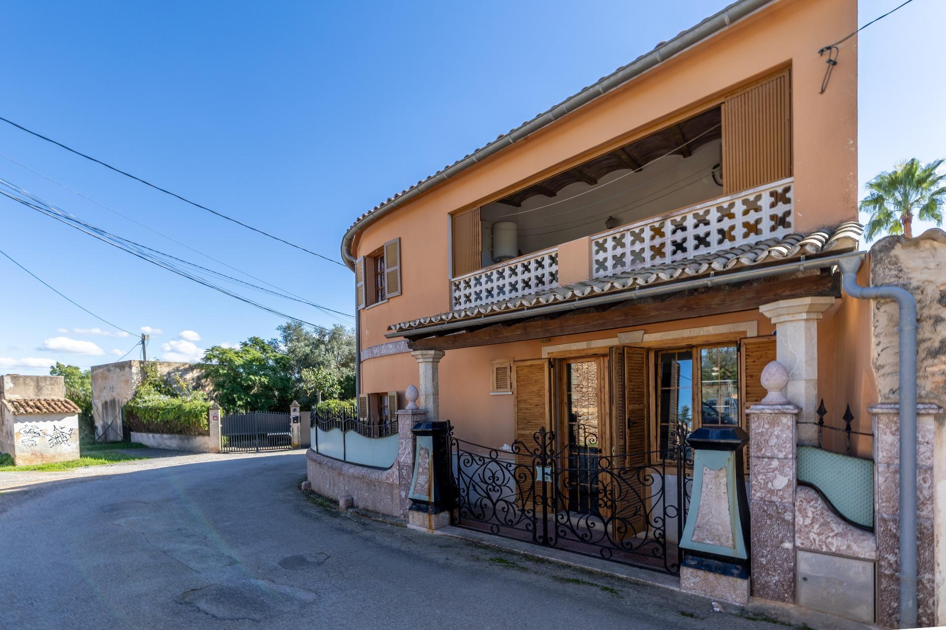 Villa in Santa Maria del Cami