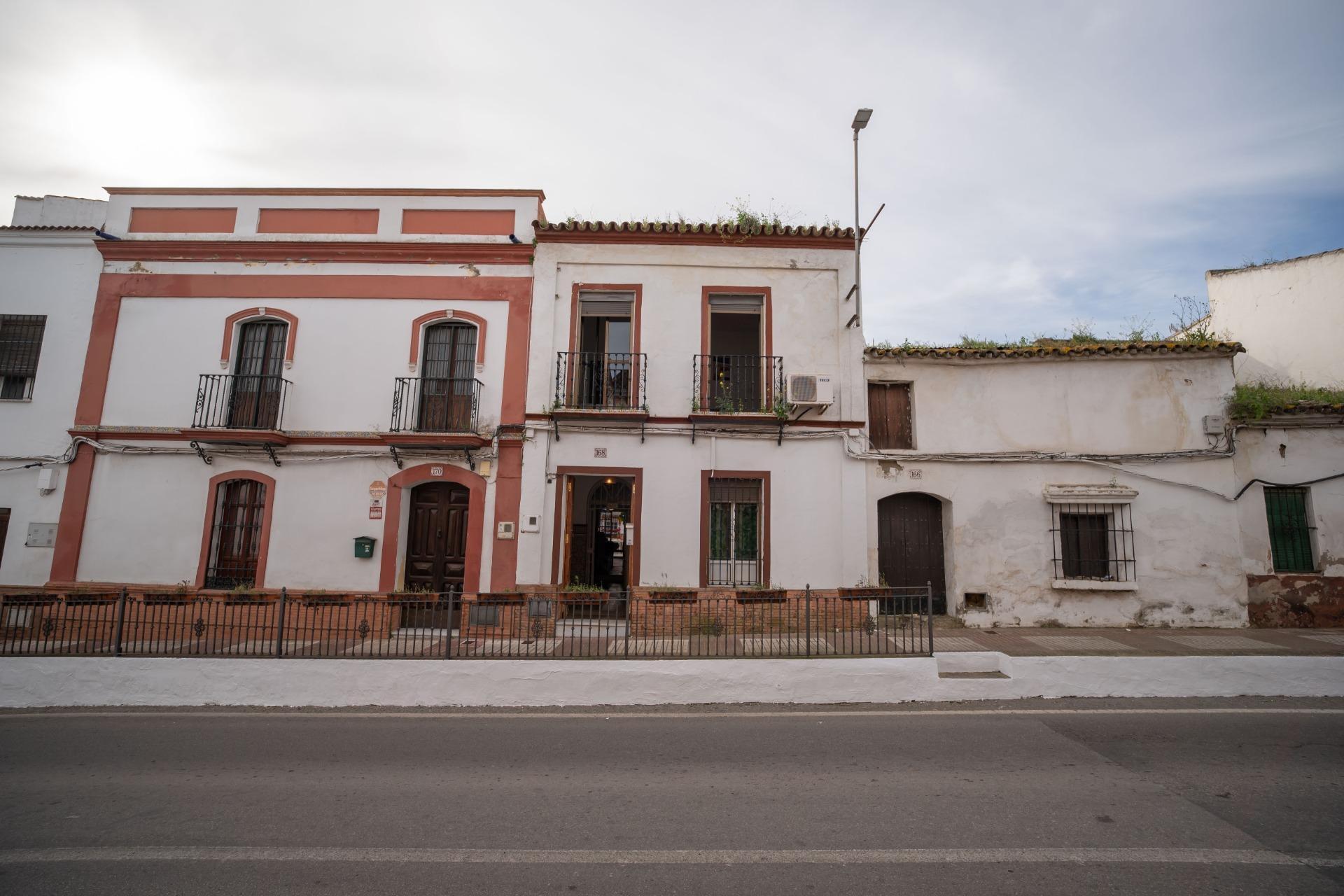 Villa in Espartinas