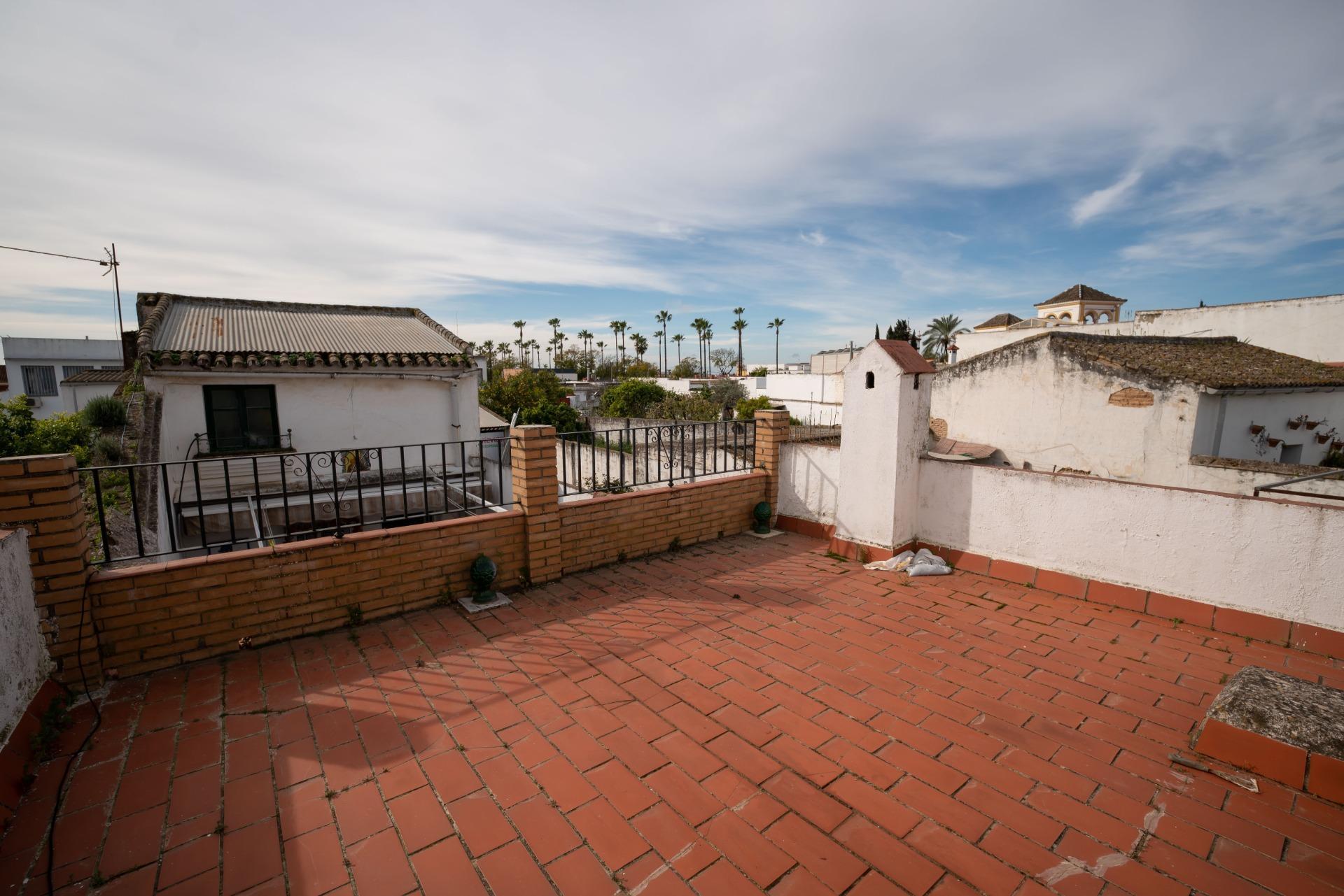 Villa in Espartinas