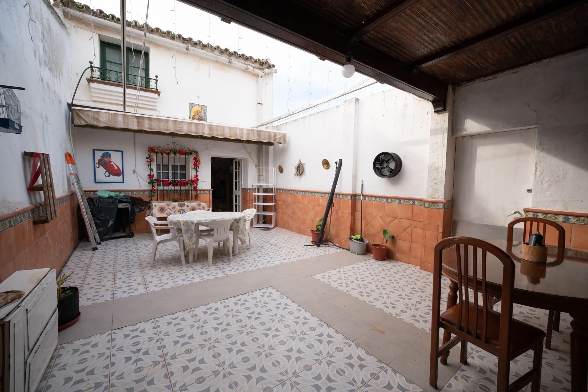 Villa in Espartinas