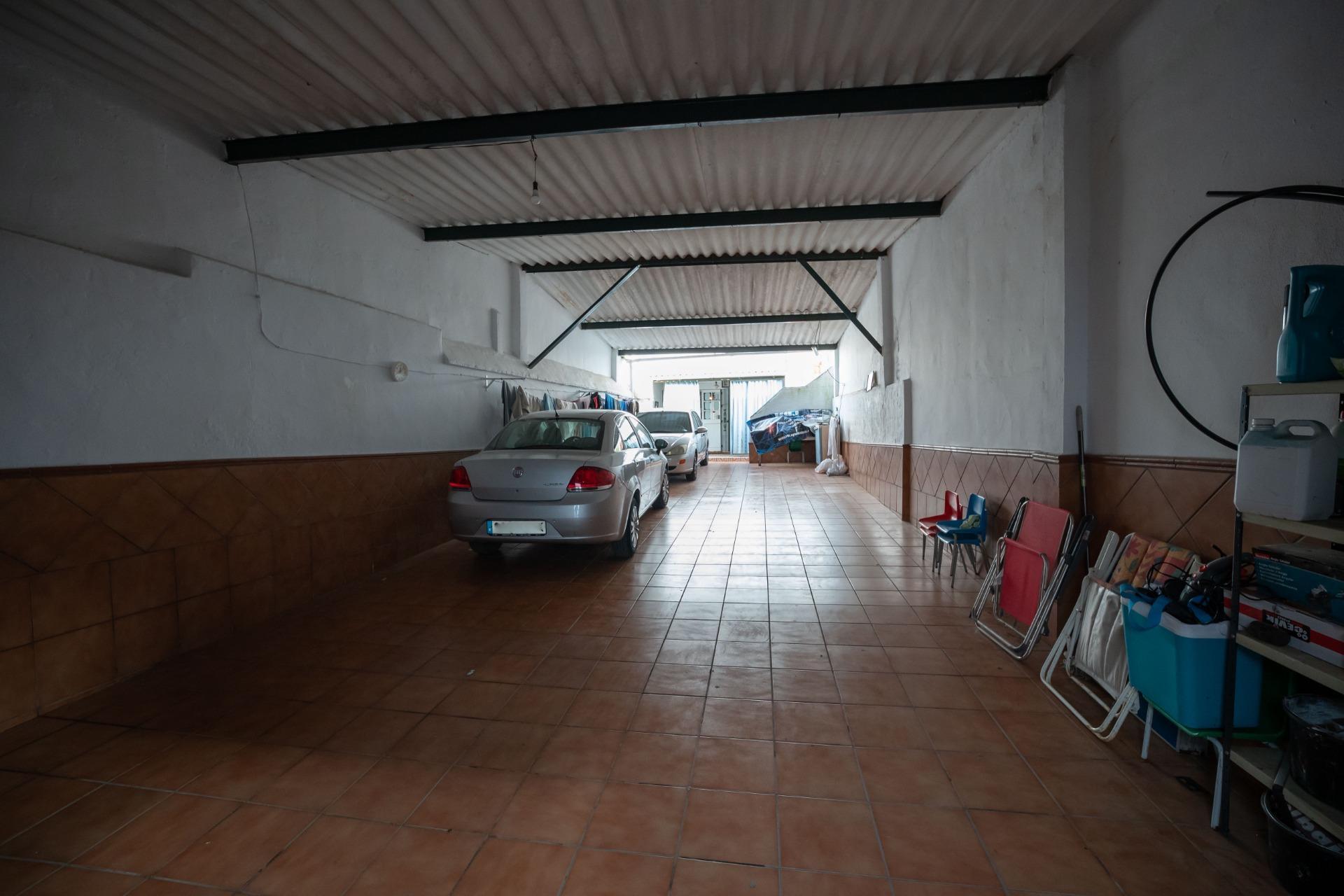 Villa in Espartinas