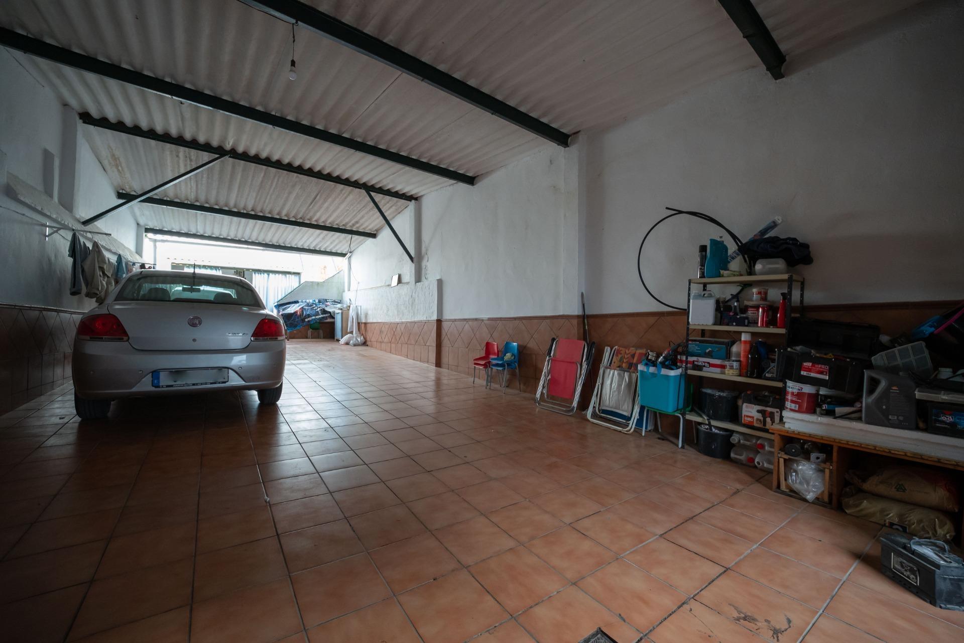 Villa in Espartinas