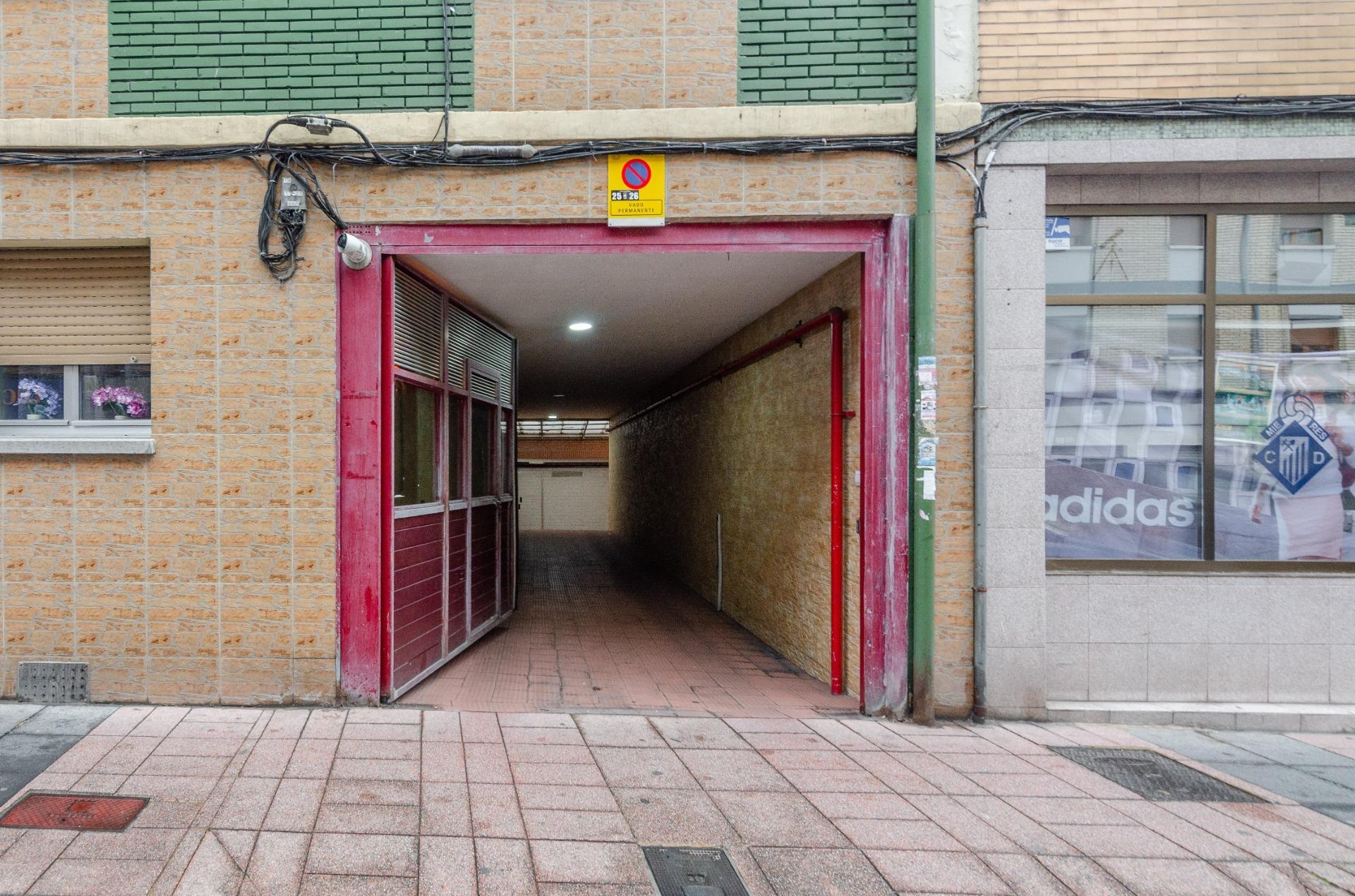 Garajes in Mieres