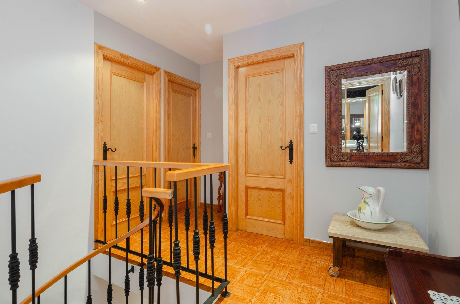Apartment in Mieres