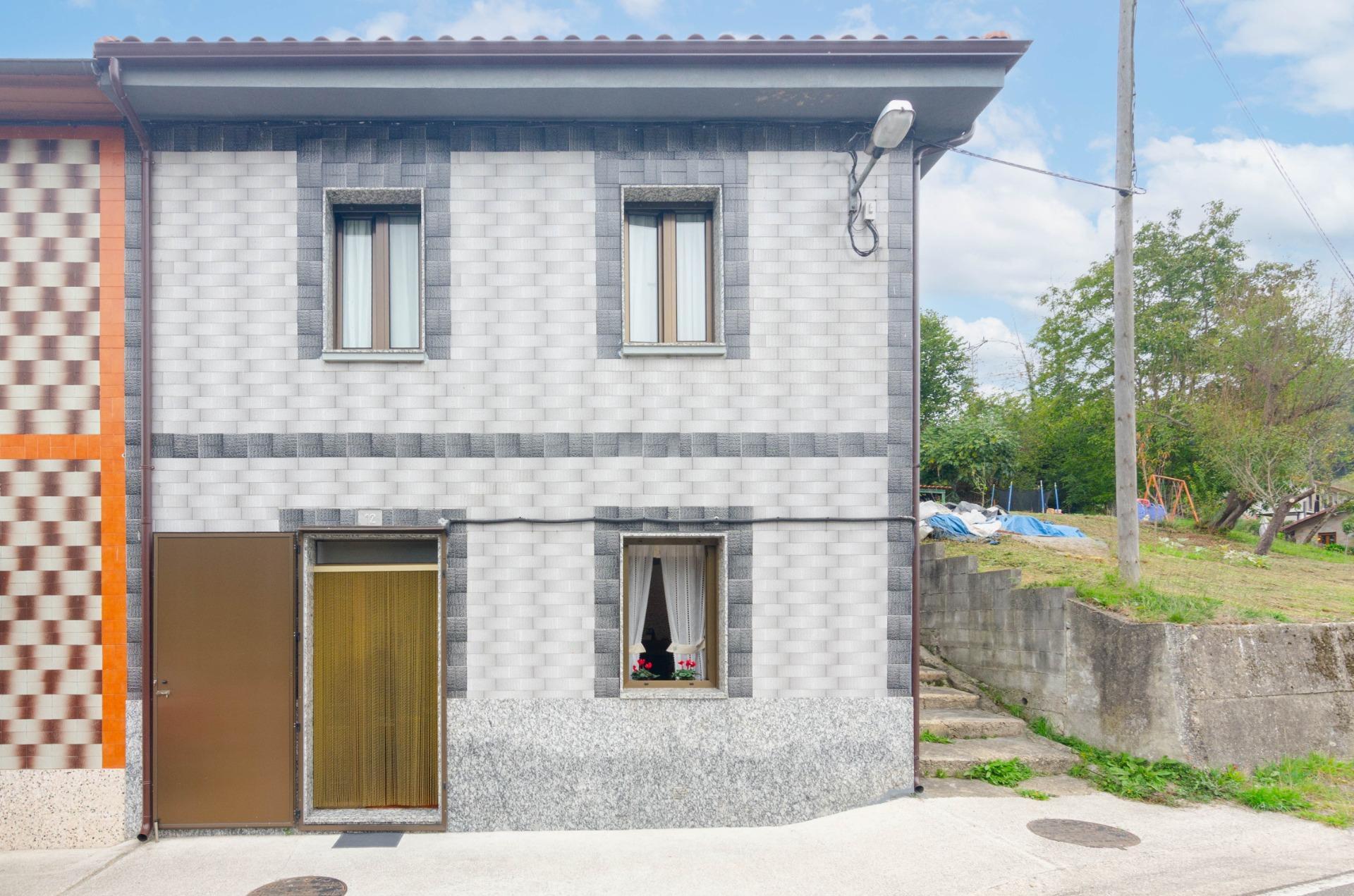 Apartment in Mieres