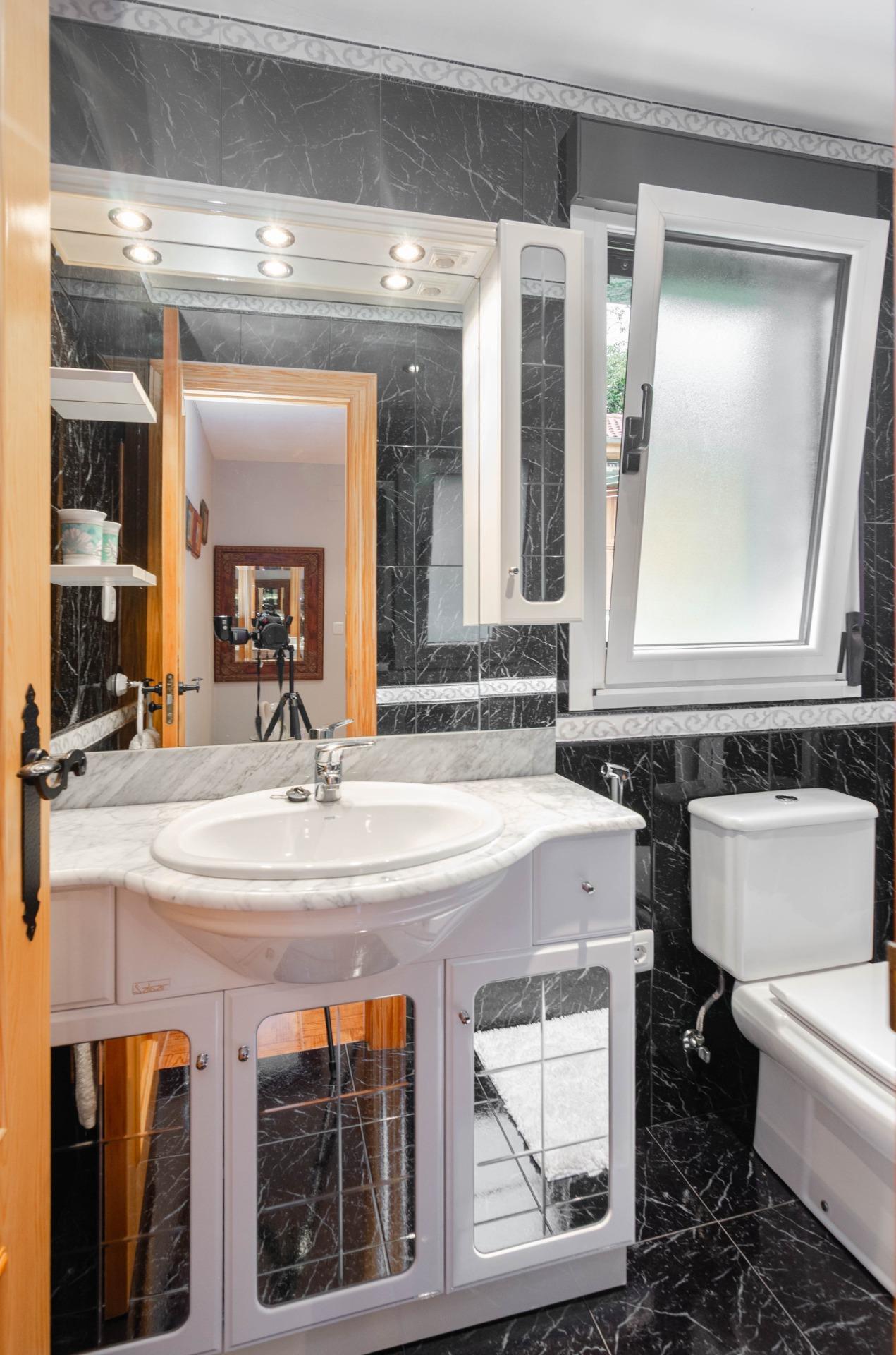 Apartment in Mieres