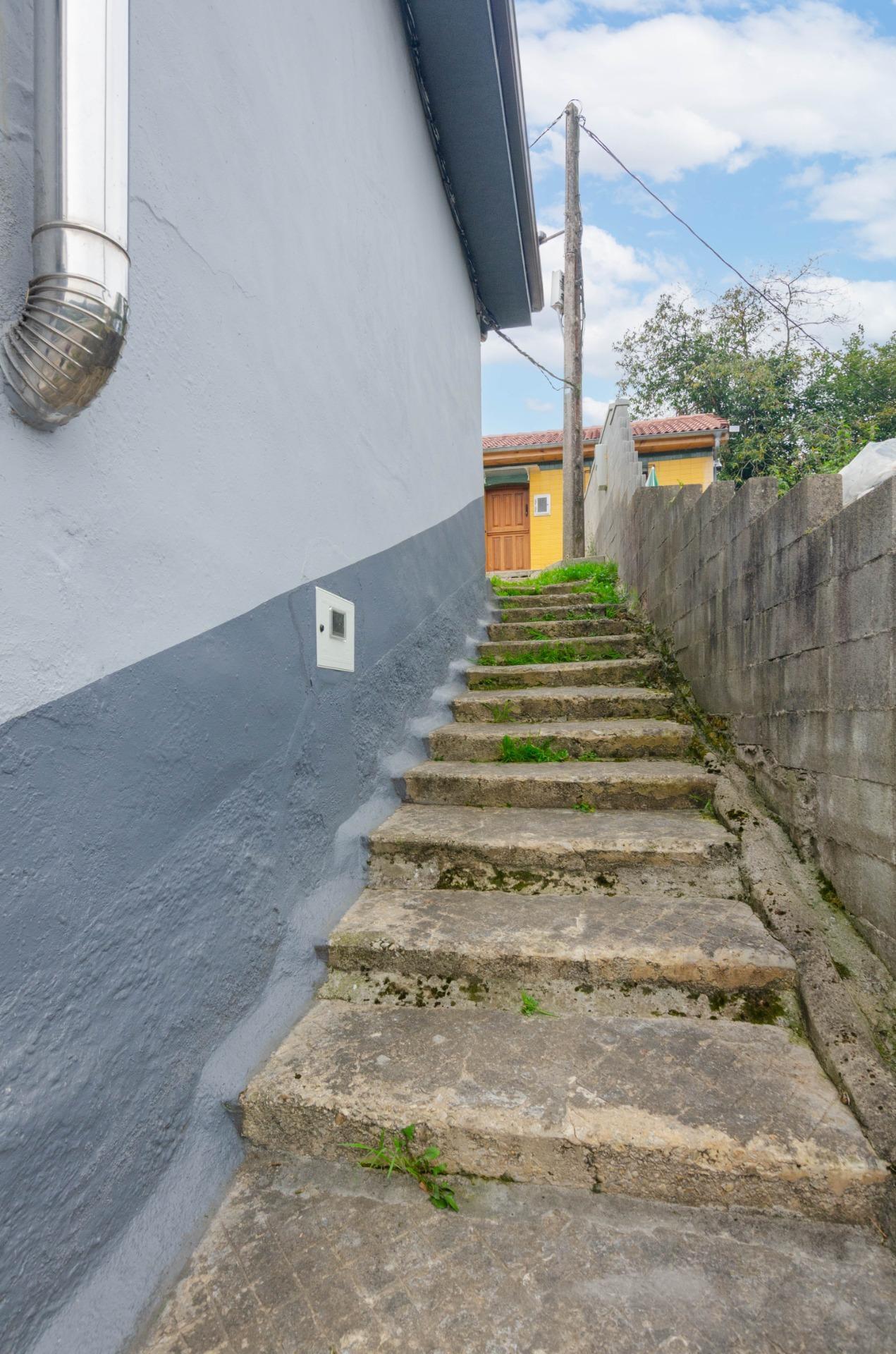 Apartment in Mieres