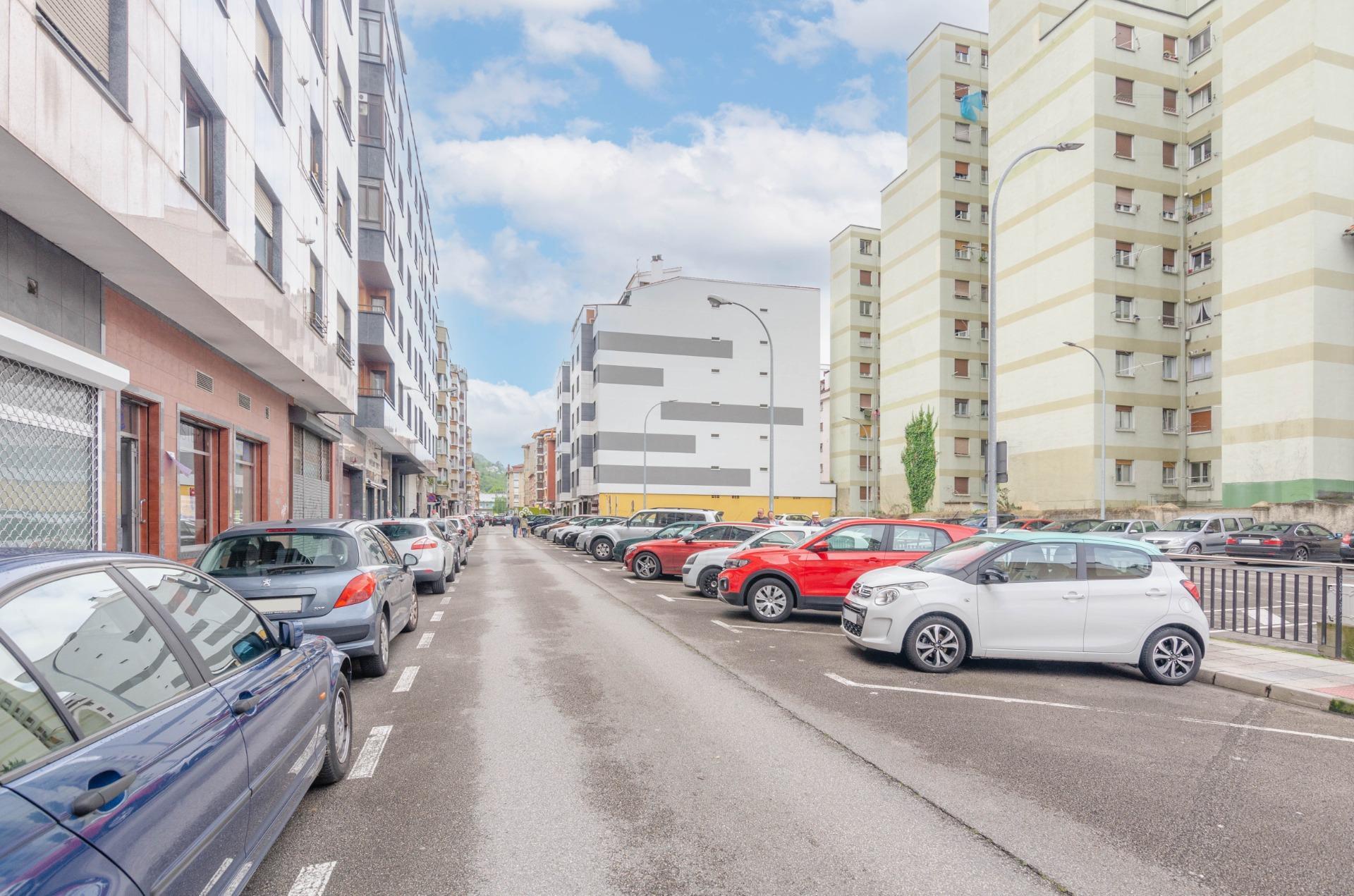 Business in Mieres