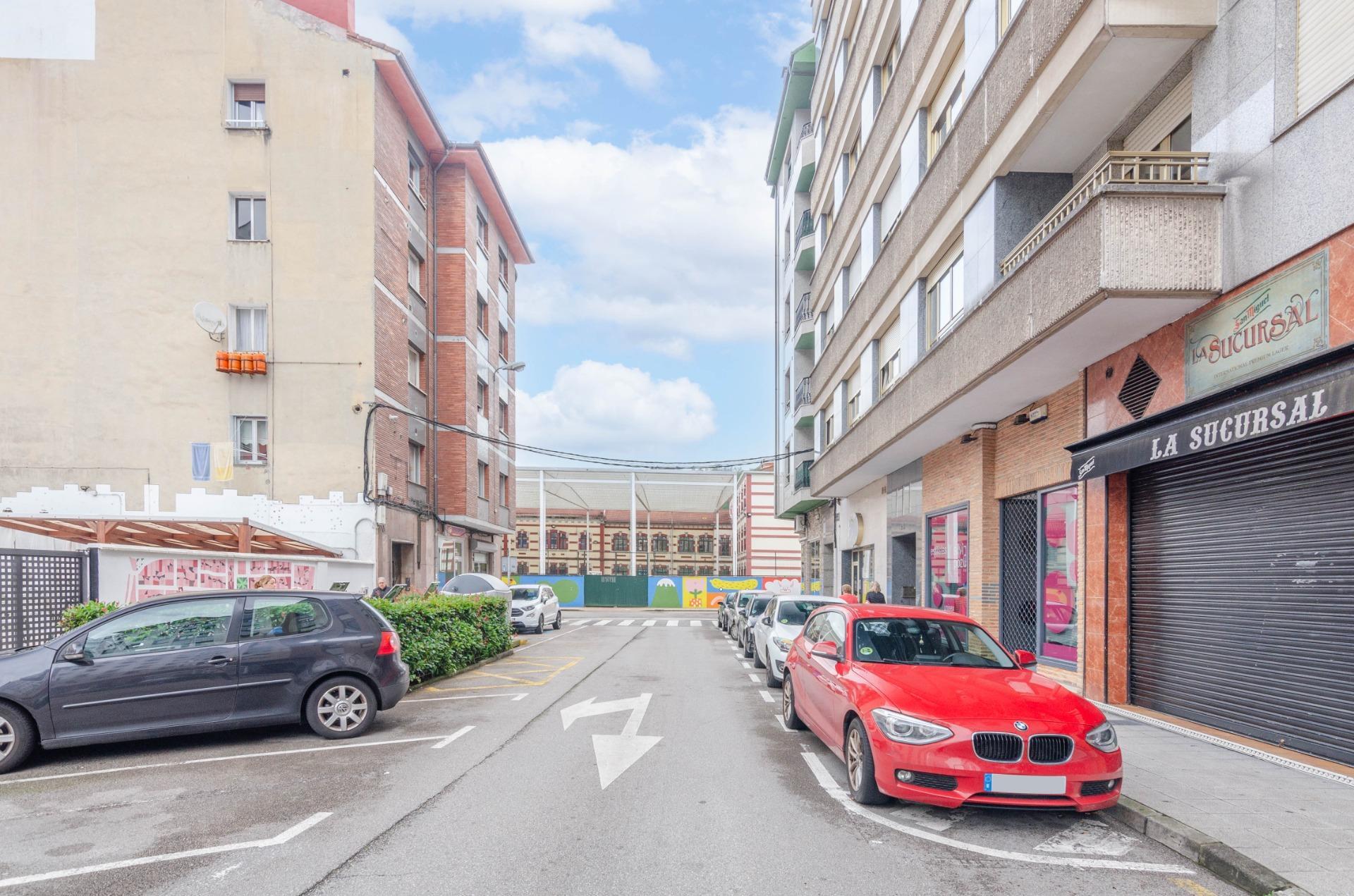 Business in Mieres