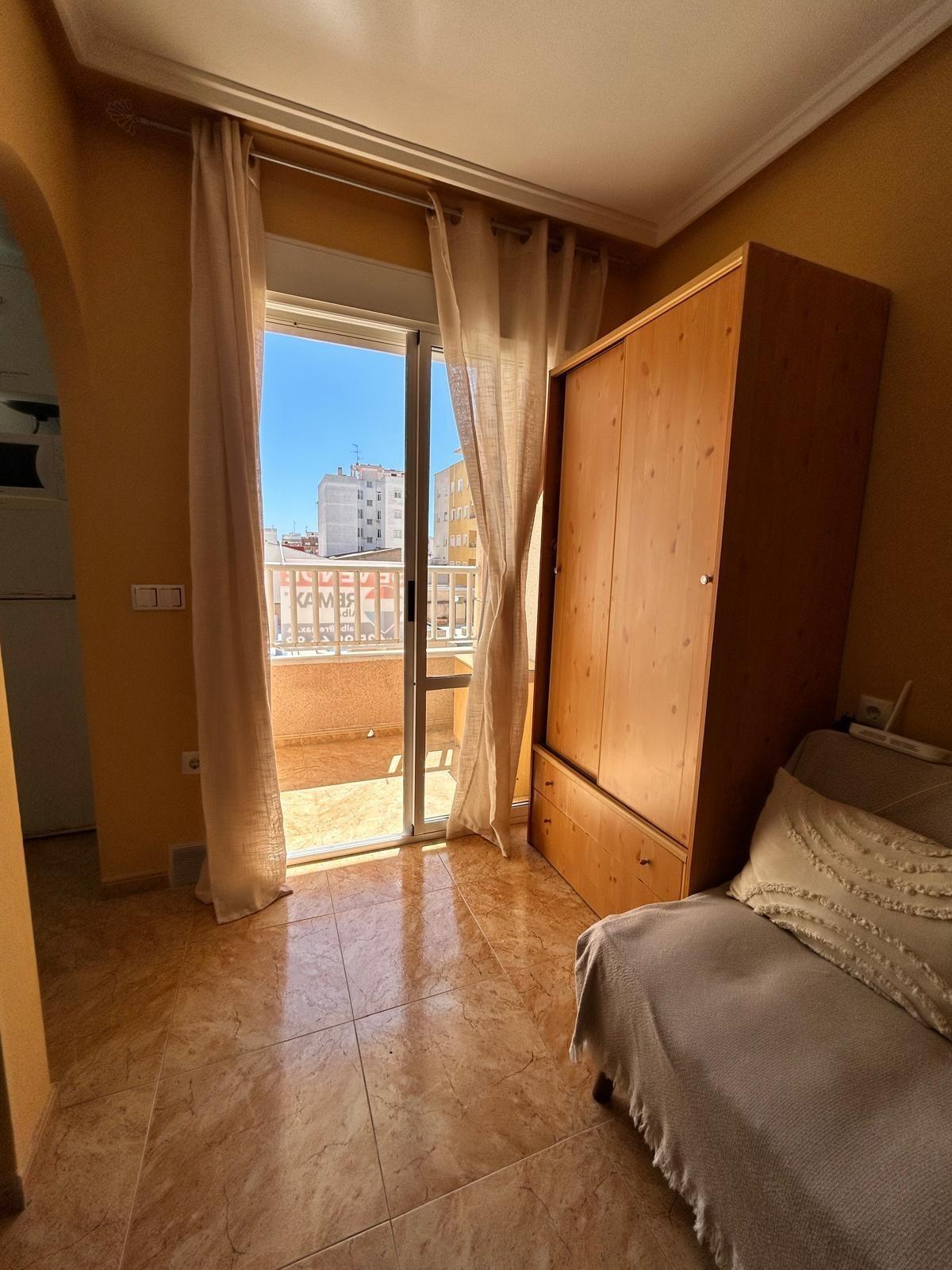 Pisos-Venta-Torrevieja-2045069-Foto-2