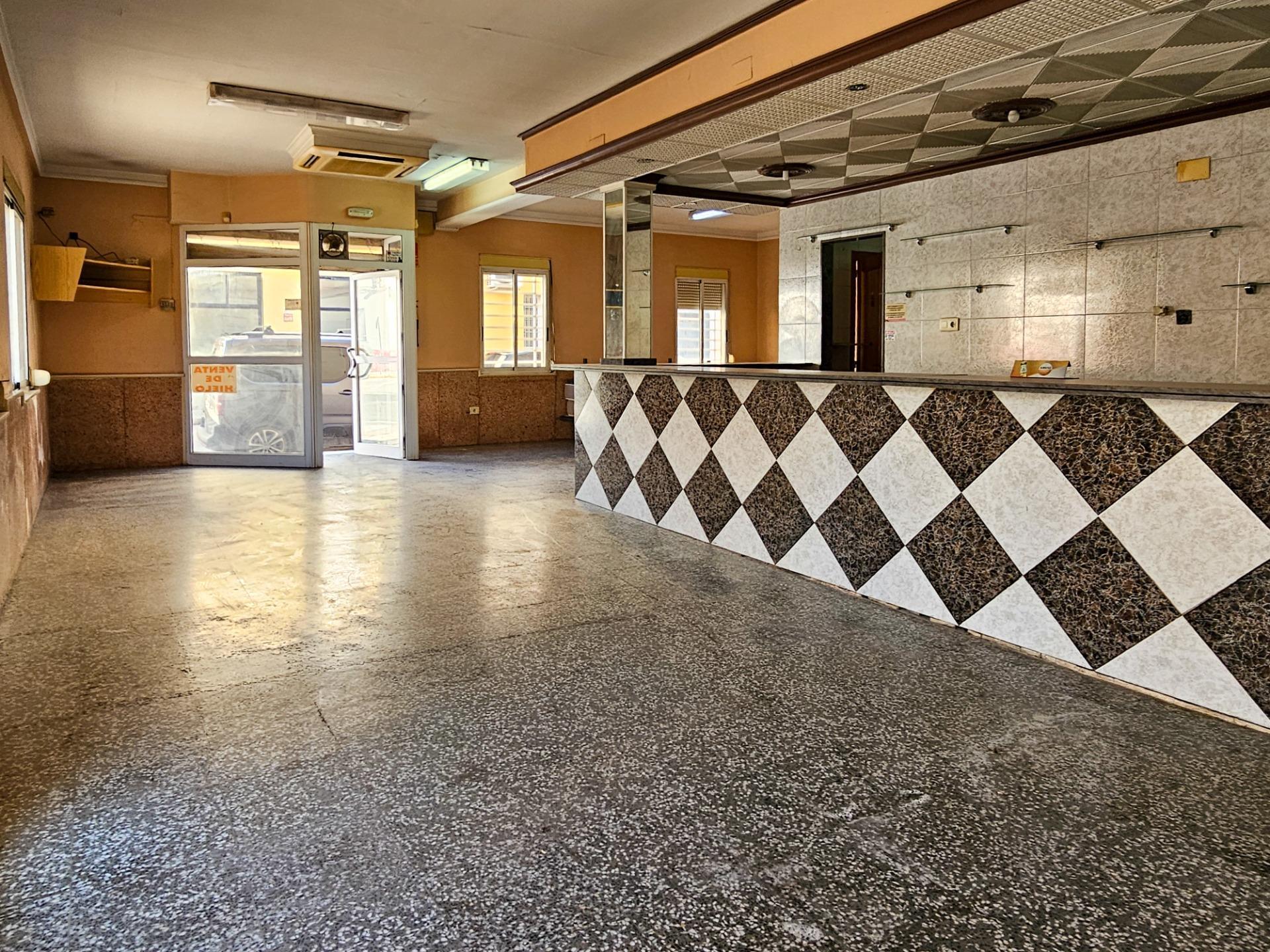 Local Comercial en venta, Oliva