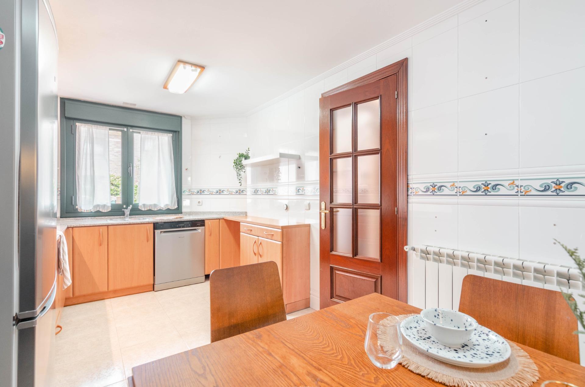 Casa en venta en calle Alerces, 12, Asturias 3/50